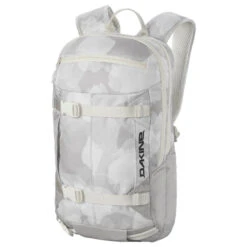 DakineMission Pro Womens Backpack 2023 -Ski Equipment Dakine Mission Pro Womens Backpack 22 23 SQRT 1